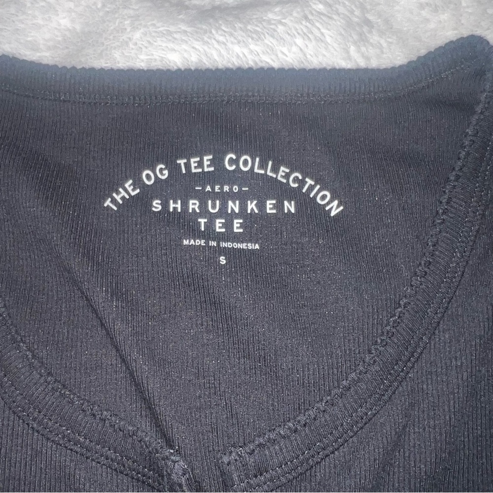 Black cropped long sleeve